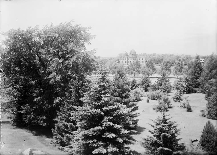 Dominion Observatory from the Experimental Farm