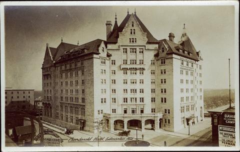 Hotel MacDonald
